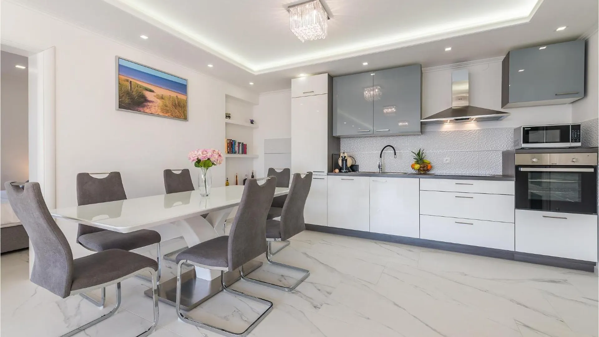 5 Bedroom Cozy Home In Vrsi